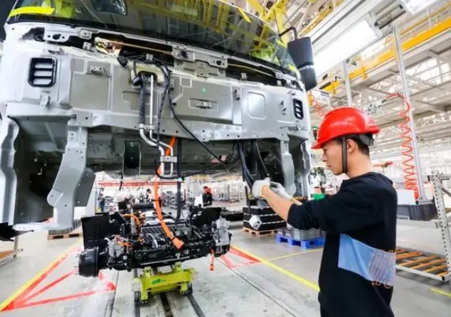 “贵安造”纯电动货车畅销省内外