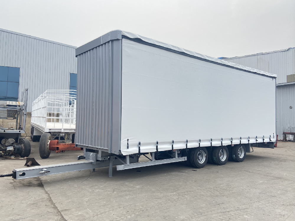 Center axle side curtain